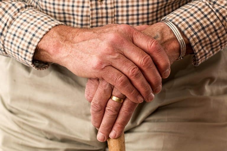 Pourquoi envisager la location senior ?