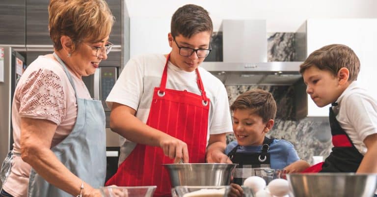 Besoin d&rsquo;idées de recettes faciles et rapides pour les familles pressées ?