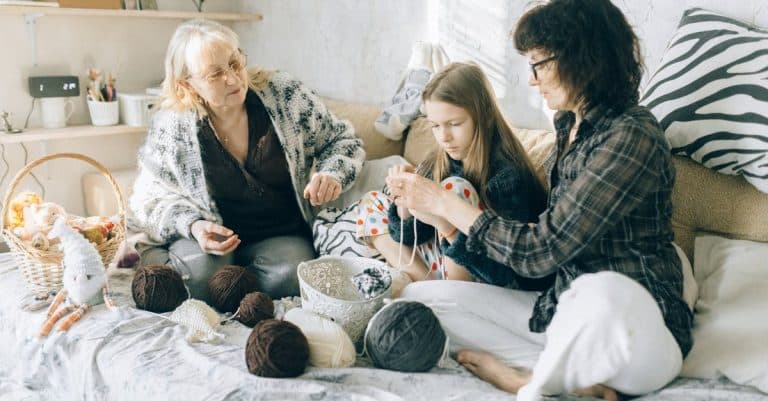 Quelles activités manuelles partager en famille ?